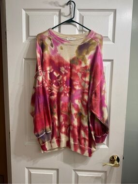 Natural Life Oversized Tie-Dye Pullover Sweatshirt in Pink and Cream